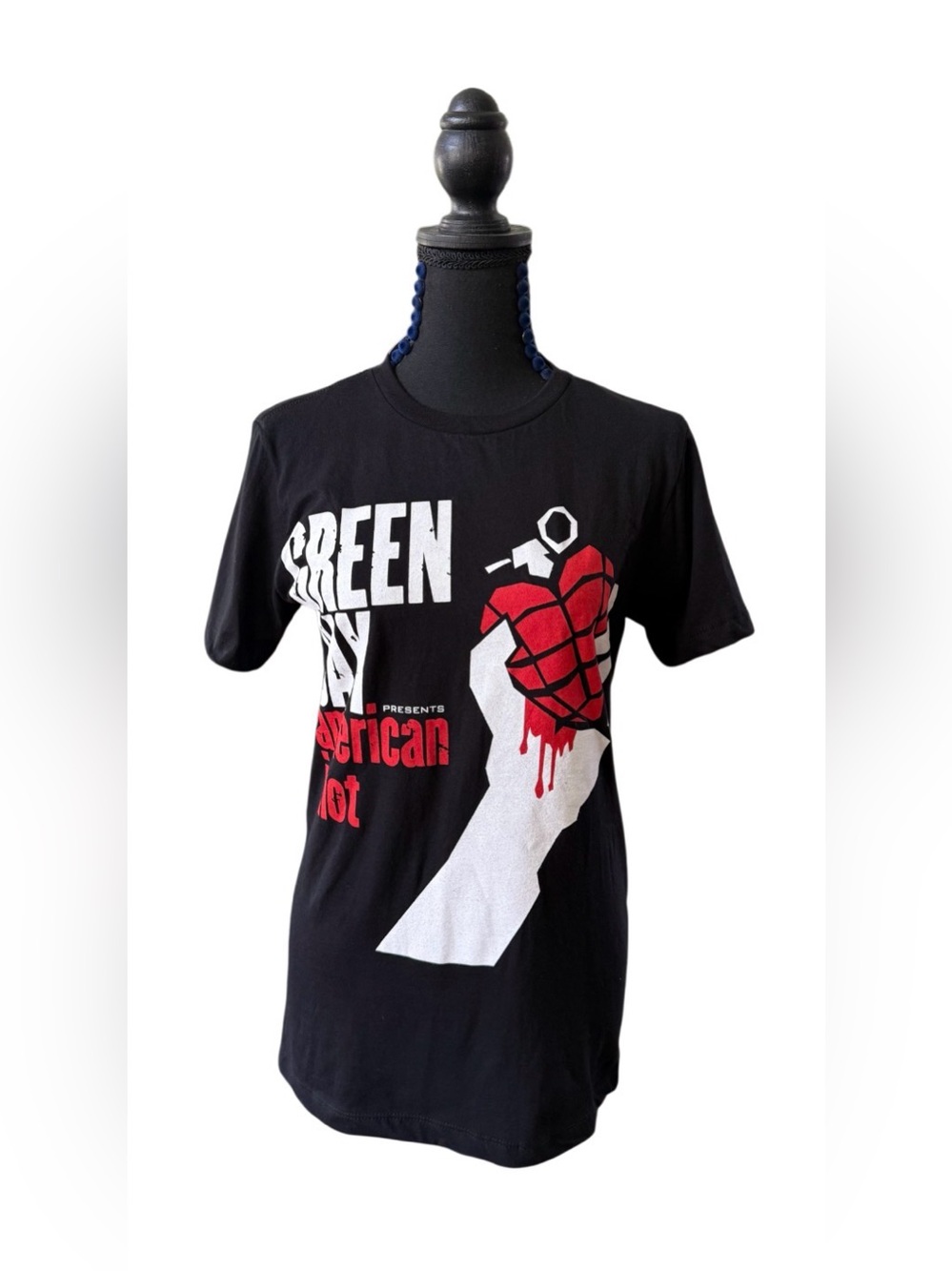 Black Green Day "American Idiot" Graphic Tee with Red Heart Grenade